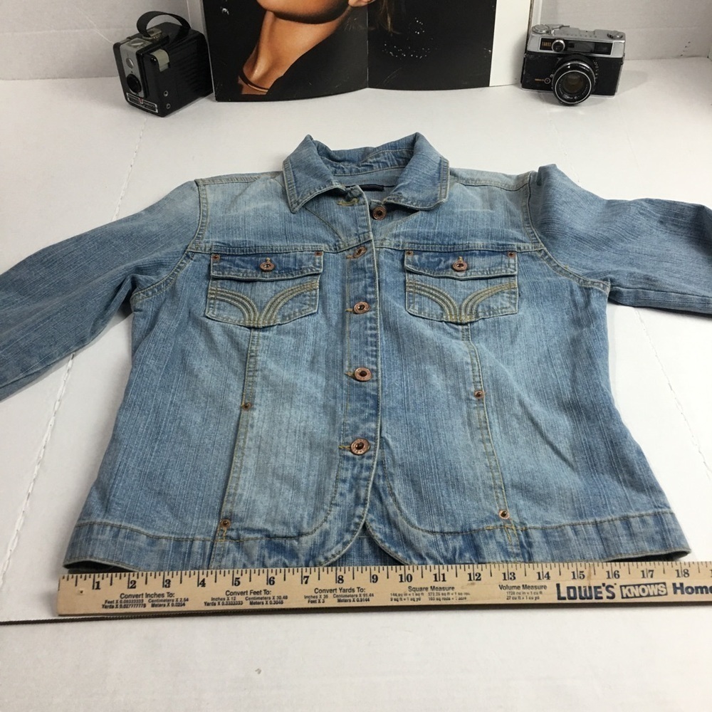 Sunfaded Denim Jacket | Relaxed Cropped Fit · Western Stitch · Butter Soft - Picture 7 of 13